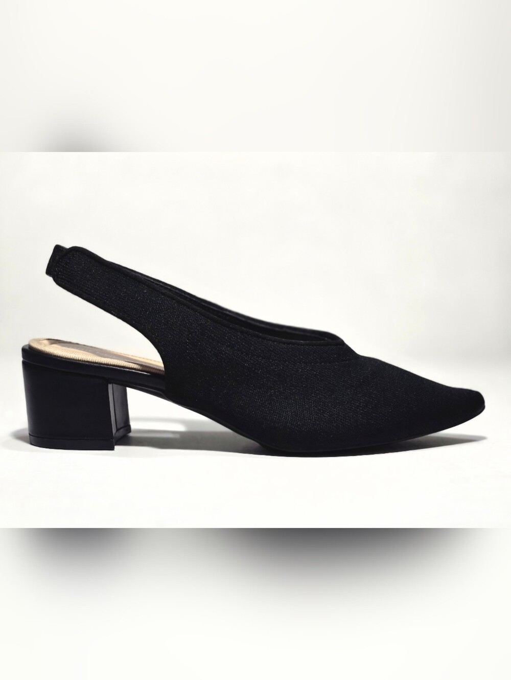 NWT - Adrienne Vittadini Black Slingback Low Block Heels Size 7.5